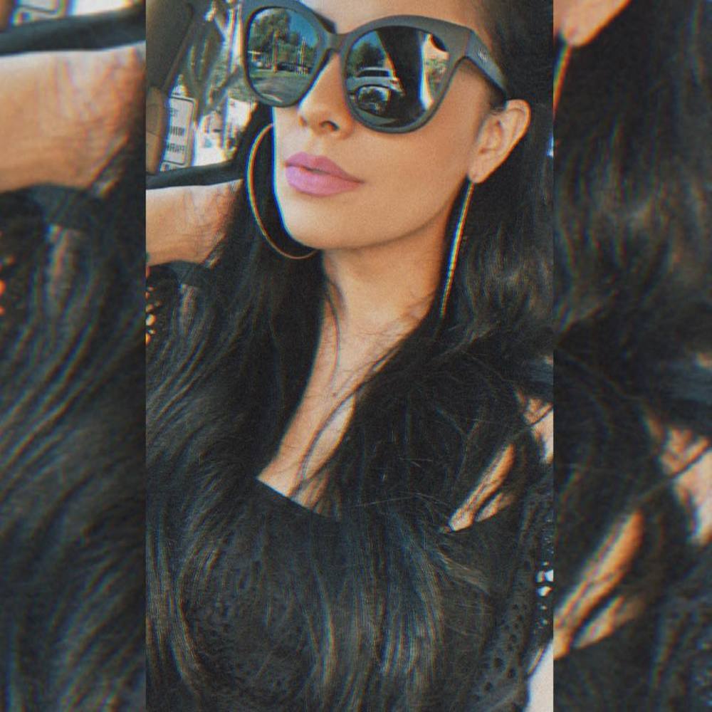 Meet your Posher, Damaris